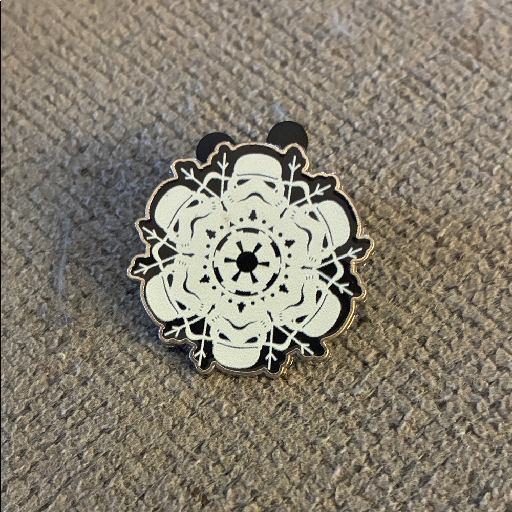 Black and White Star Wars Trooper Pin